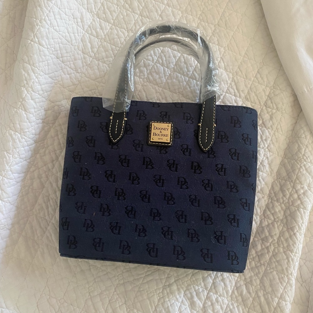 Dooney & Bourke blue purse.